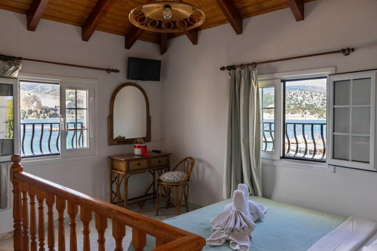 Marina Studios I Argostoli  Eksteriør billede