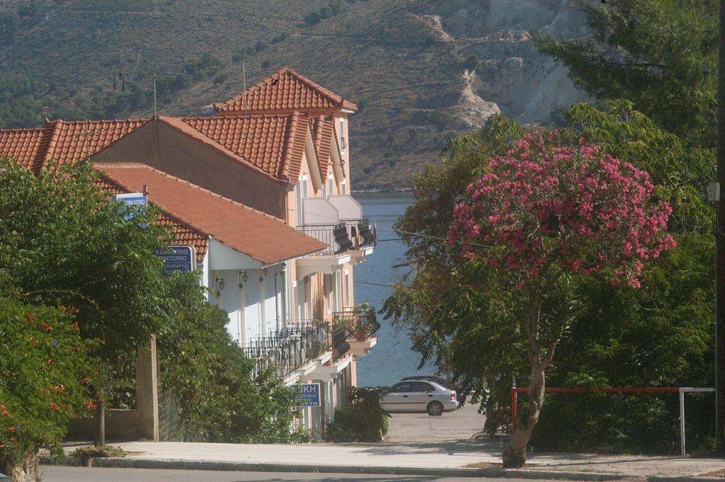 Marina Studios I Argostoli  Eksteriør billede